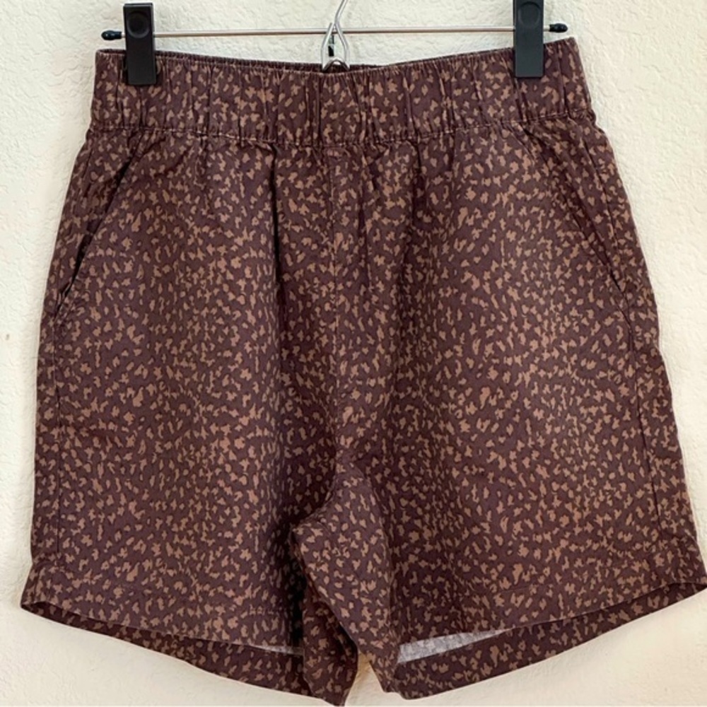 Social Standard by Sanctuary, size S, brown camo shorts.